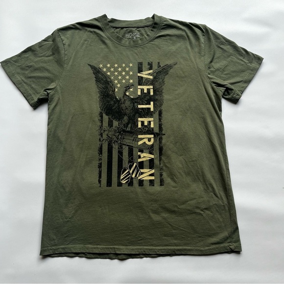 Other - Green Veteran Graphic T-Shirt Men Large
